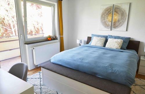 Ludwigshafen-Friesenheim Apartamento | Work from Home 2BR, FREE parking,Netflix,Near BASF