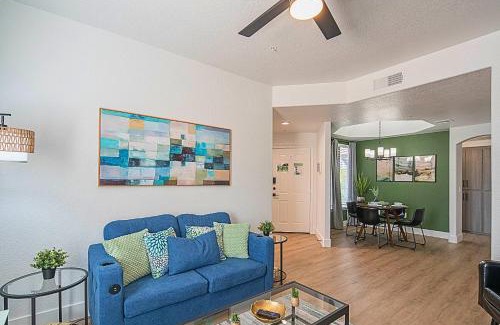 Kierland Apartamento | Work Hard, Relax Harder , Pool & Workspace- N248
