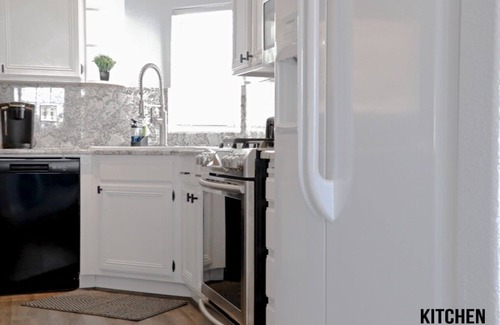 McCullough Hills Casa | Work-Ready Home w/ Office, EV Charger & Easy Strip Access
