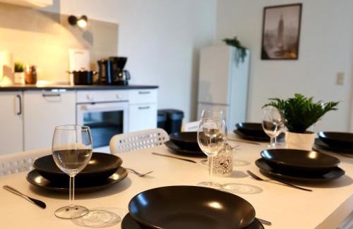 Bernburg Apartamento | Work & Stay mit Wasserblick