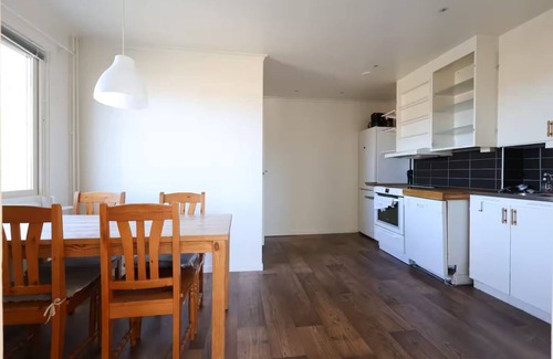 Bohus Apartamento | Workers' Flat - 6 Beds - BBQ - Parking lot - All-inclusive