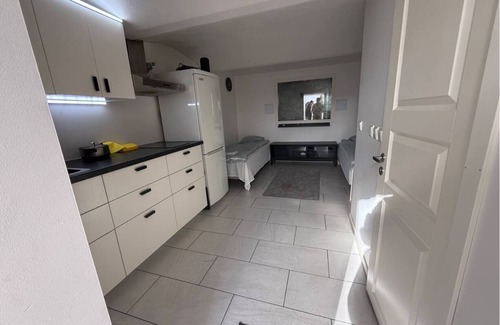 Save Apartamento | Workers Studio Volvo - Parking lot - WiFi - All-inclusive