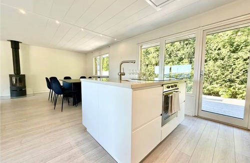 Partille Apartamento | Workers Villa 5BR - 10 Beds - 2 Bath - All inclusive