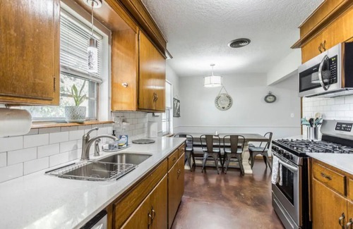 Norman Casa | World Traveler Resthaven