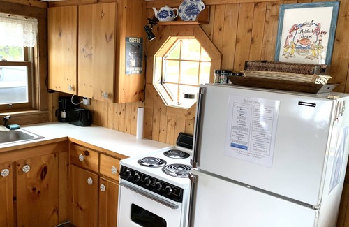 Lubec Cabaña | World’s highest tides! Pet friendly, bay front cottage with huge fenced yard.