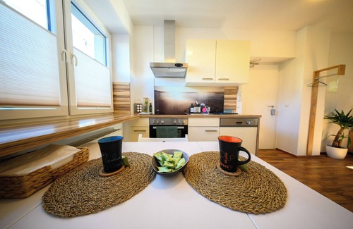 Krumpendorf am Woerther See Apartamento | Wörthersee Hideaway: Stylish apartment with flair