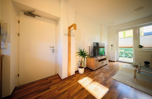 Krumpendorf am Woerther See Apartamento | Wörthersee Hideaway: Stylish apartment with flair