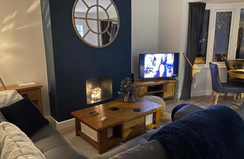 Worthing Apartamento | WORTHING BEACH 180 - 2 bed seafront apartment with private parking