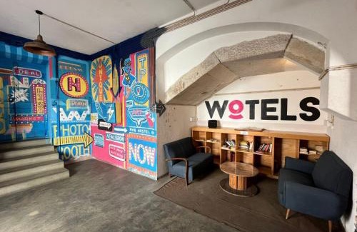 Merces Hostal | WOT New Lisbon