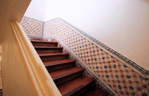 Merces Hostal | WOT New Lisbon
