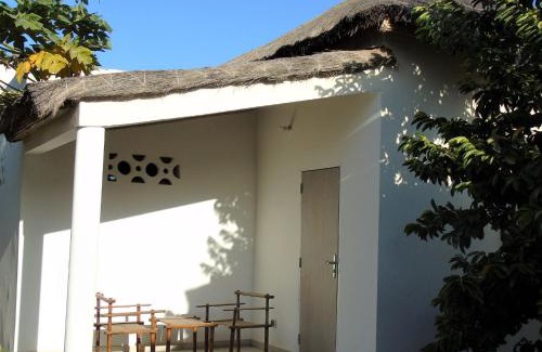 Mbodiene Cama Y Desayuno | WouroBa