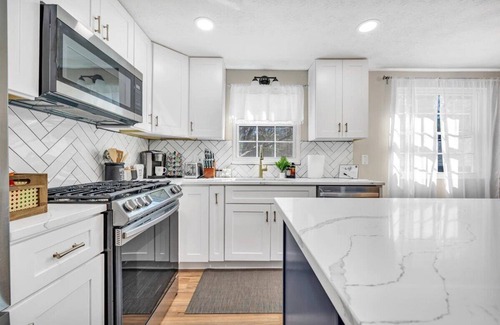Stone Mountain Casa | *WOW* 7BDR *FAMILY RETREAT* STONE MOUNTAIN SLP18