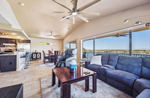 Bullhead City Casa | Wow! Amazing Riverfront Home!