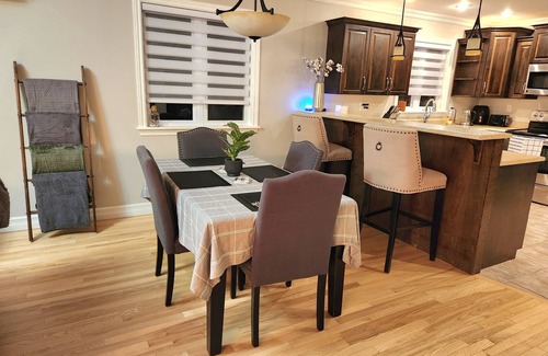Paradise Casa | WOW! Executive 2-Bedroom 2-Bathroom