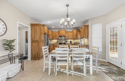 Bella Vista Casa | WOW! Large Home; Jump Right On Bike Trails, Golf & More!