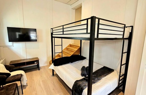 Maizerets Apartamento | WOW - Loft Vieux-Limoilou à proximité Vieux-QC!