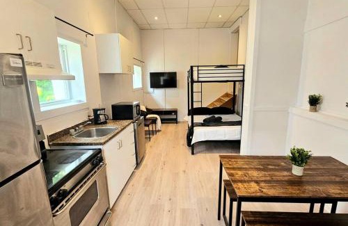 Maizerets Apartamento | WOW - Loft Vieux-Limoilou à proximité Vieux-QC!