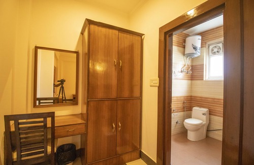 Dharamkot Hotel | WOW STAYZ2 Hotel The Lodge
