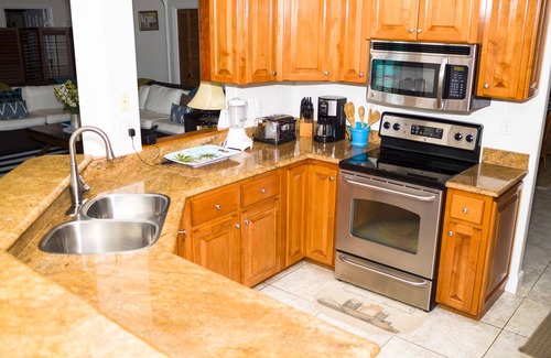 Ocean Point Villa | ¡GUAUU! Waterfront Chalk Sound Oasis con piscina infinita. Kayaks y canoa