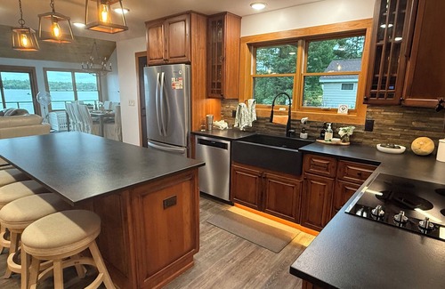 Tower Casa | Wow! Waterfront Shoreline Home on Lake Vermilion near Giants Ridge Ski Resort