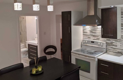 Bellefeuille Casa | WOW! Whole house 3bed/1.5 bath!