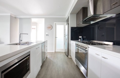 Callala Bay Casa | Wowly Waters at Callala Bay ~ Pet friendly 🐳
