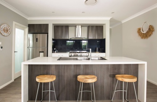 Callala Bay Casa | Wowly Waters at Callala Bay ~ Pet friendly 🐳