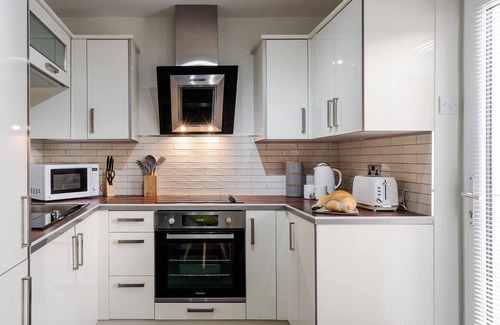 Wrea Green Casa | Wrea Cottage | Wi-Fi Parking, near Ribby Hall