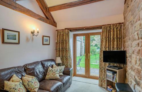 Leek Casa | Wren Cottage