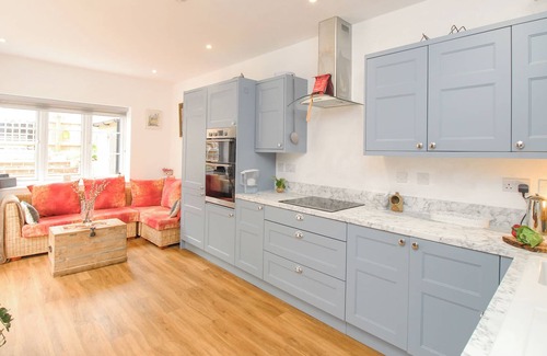 Upwey Cabaña | WREN, family friendly, with a garden in Upwey