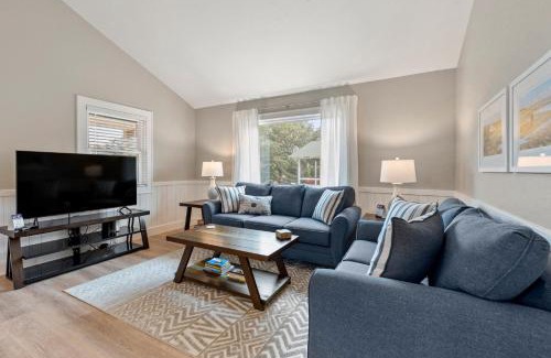 Colington Casa | Wright On Time