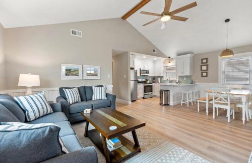 Colington Casa | Wright On Time