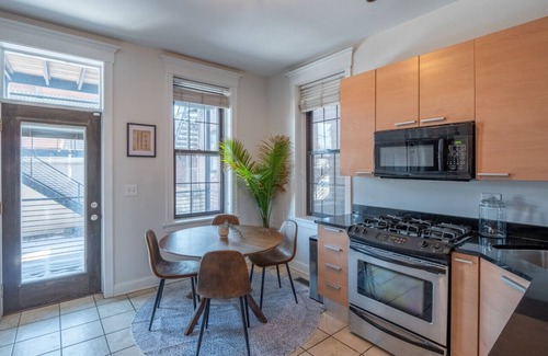 Wrigleyville Condominio | Wrigleyville 3BD Condo (2)