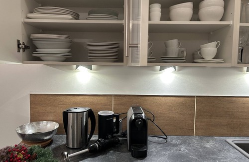 Gumpoldskirchen Apartamento | Wunderschöne Ferienwohnung Sissi mit Garten im Süden von Wien