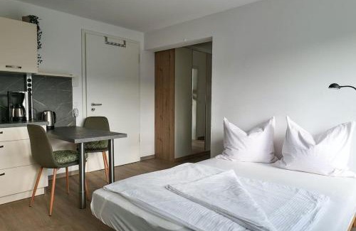 Aue Apartamento | Wunderschöne Ferienwohnung mit Balkon in Aue