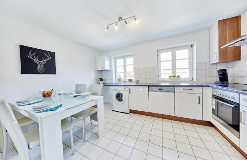 Altdorf Apartamento | Wunderschöne Maisonette-Wohnung für bis zu 10 Personen