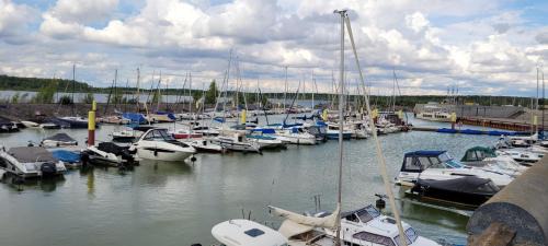 Zwenkau Apartamento | Wunderschöne Wohnung am See auch für Familien