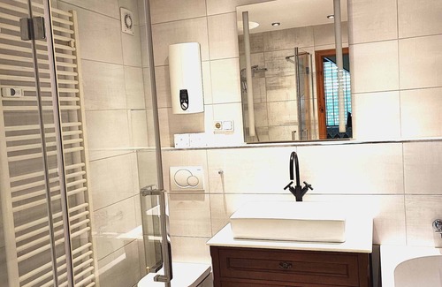 Mombach Casa | Wunderschönes Apartment Ob12-e mit Terrasse in Mainz