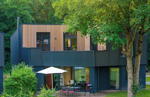 Postheim Casa | Wunderschönes, Modernes, Großes Haus Direkt am See