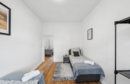 Gemarkung Langerfeld Apartamento | Wupper Home I, Top Lage Ideal für Geschäftsleute, Monteure, Familien, 3 Zimmer, Smart-TV
