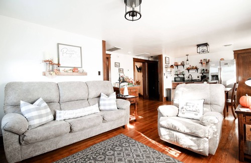 Berlin Casa | Wurthmann House Unit #1 Your Home Away From Home