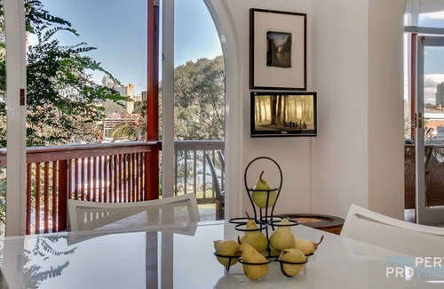Neutral Bay Apartamento | Wycombe Waterfront Apartment en Kurruba Point