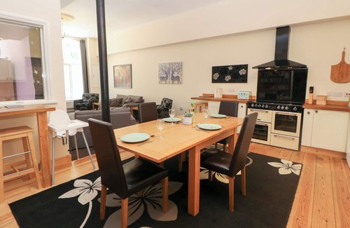 Litton Mill Cabaña | Wye Apartment, Litton Mill