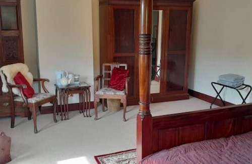 Kirtlebridge Cabina | Wyesebyside..A peaceful rural retreat- close to Gretna for weddings...sleeps 14
