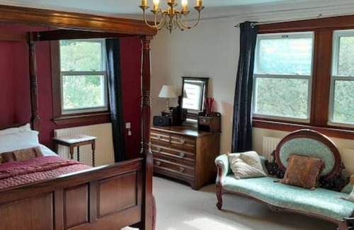 Kirtlebridge Cabina | Wyesebyside..A peaceful rural retreat- close to Gretna for weddings...sleeps 14