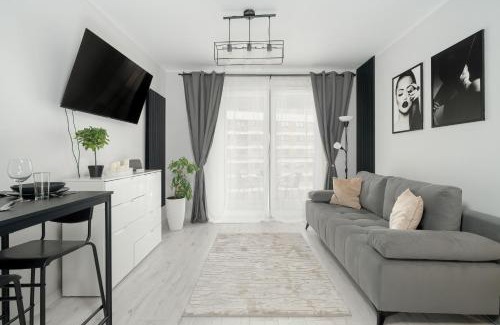 Poznan Apartamento | Wyjątkowy i Nowoczesny Apartament z Balkonem i Parkingiem by Noclegi Renters