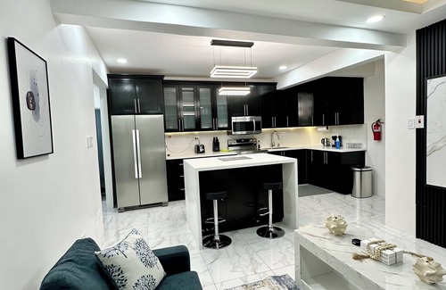 New Kingston Apartamento | Wymering Suite - Modern 2br Suite in New Kingston