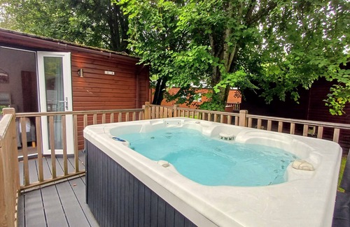 Troutbeck Bridge Cabina | Wynander Lodge - a holiday lodge that sleeps 4 guests in 2 bedrooms