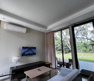Banjarasri Hotel | Wyndham Garden Yogyakarta Hotel Conference & Action Park