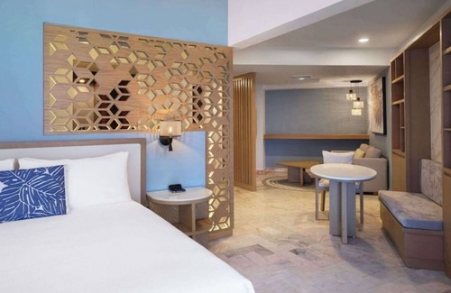 Zona Hotelera Complejo | Wyndham Grand Cancun – Oceanfront Studio for 2 - All-Inclusive Resort